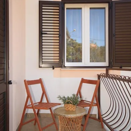 Appartamento With Parking Space Slatine, Ciovo - 8658 *